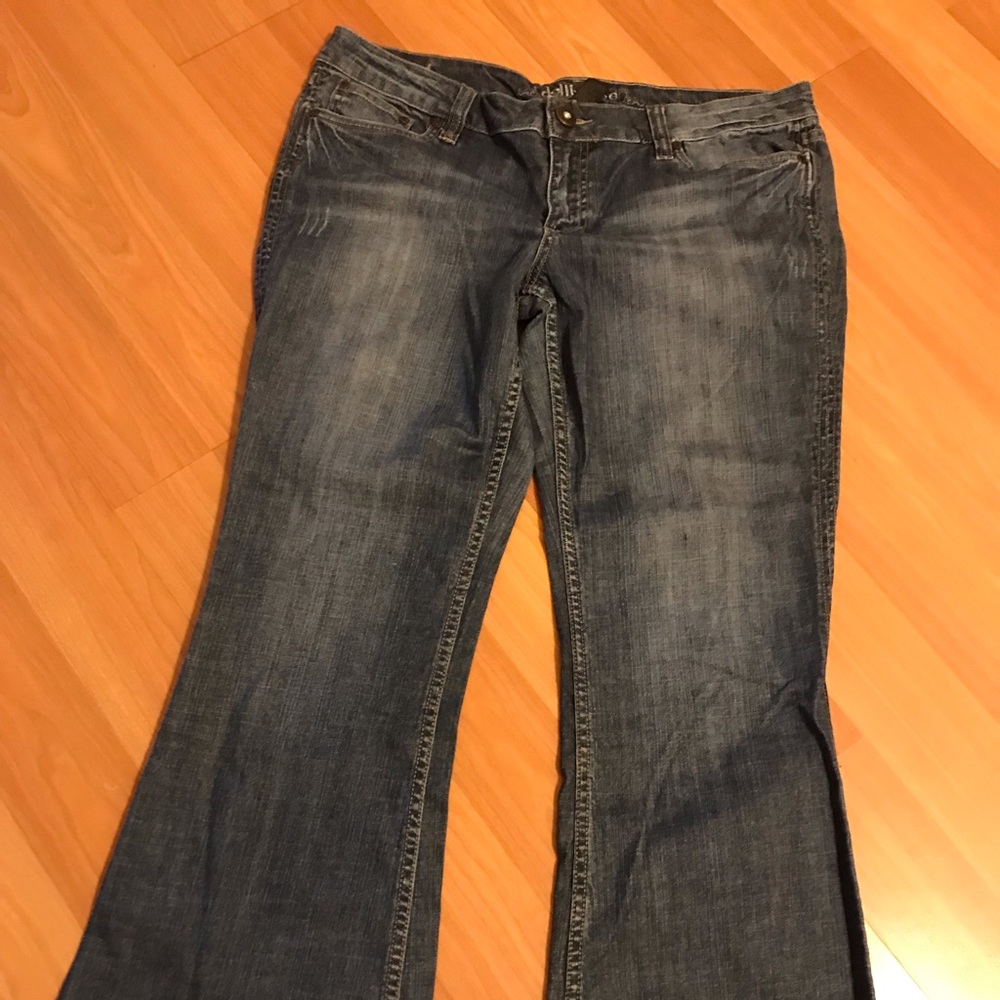 Dollhouse Jeans 17 X 32 Used